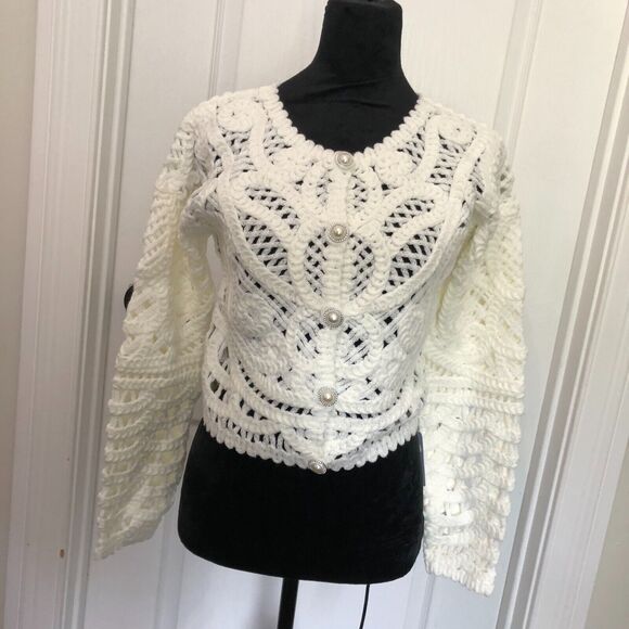 Commense White Crochet Cardigan - Picture 3 of 6